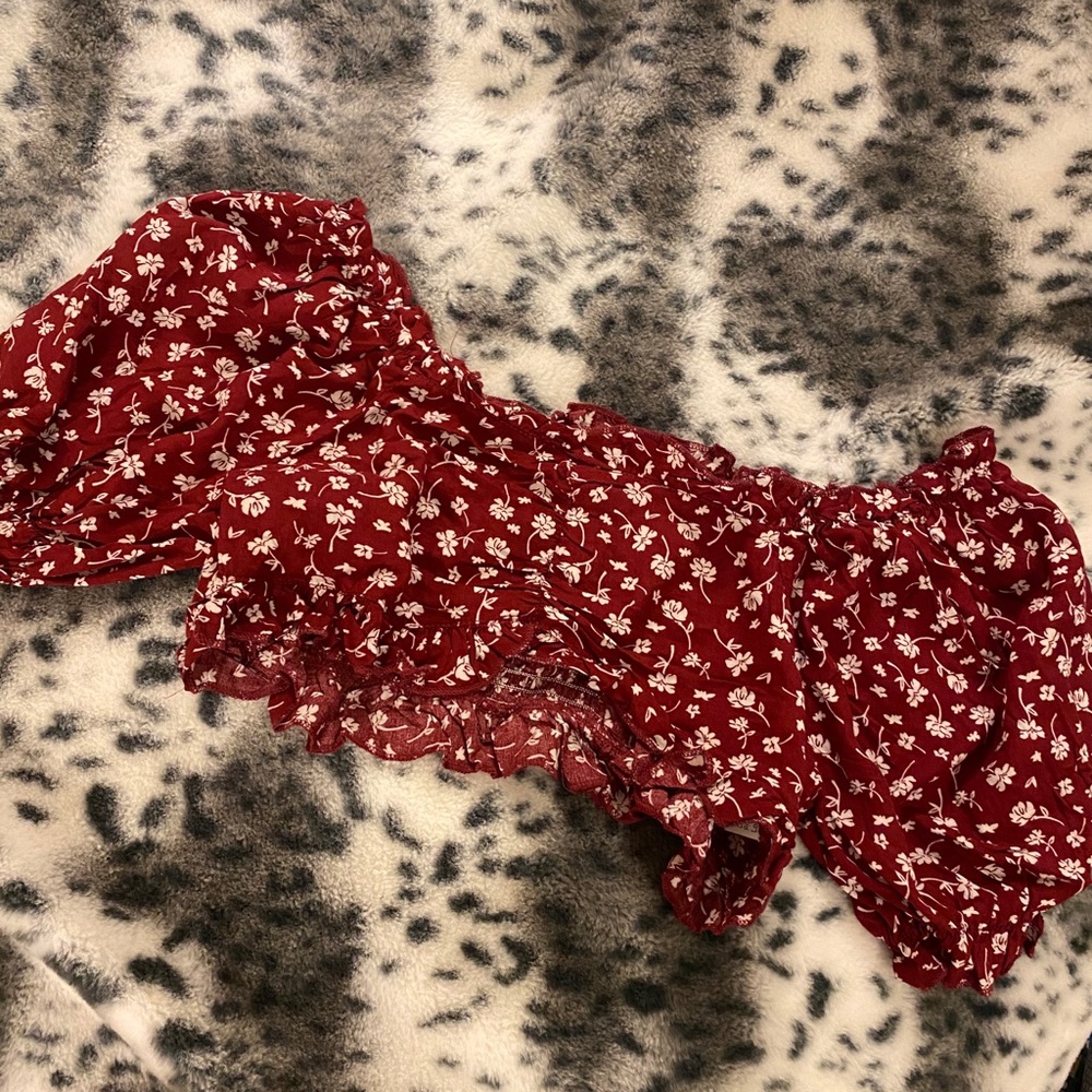 Red and white floral crop